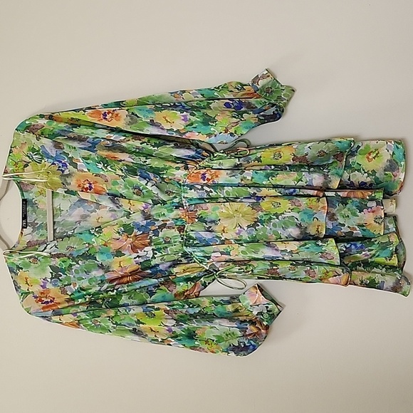 Zara Green Floral Print  V-Neck Puff Sleeve Romantic Dress  Size XS - Picture 7 of 16